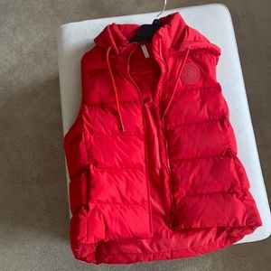 Fabletics vest